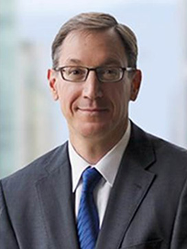 Ian Mackay Headshot